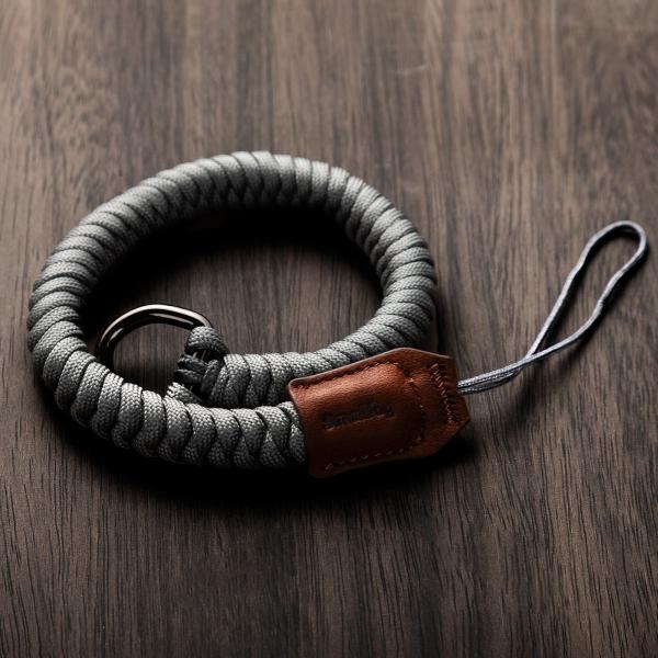 5055_Universal_Braided_Wristband__Grey_