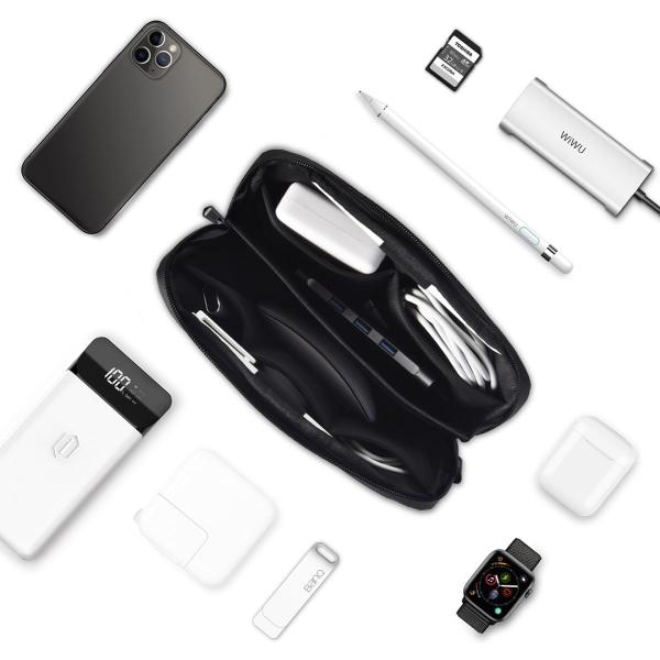 Alpha_Tech_Pouch_Black