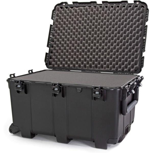 Case_975_No_Pull_Handle_w__Wheels_w__Foam___BK_Interior_762x