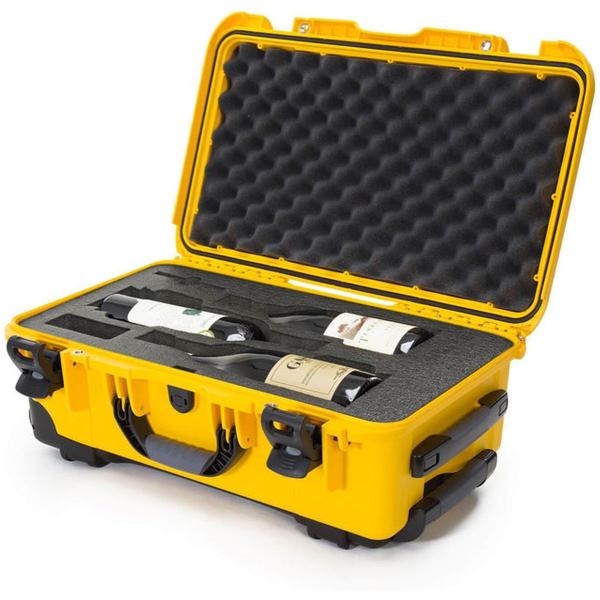 Case_w__Foam_Insert_For_3_Wine_Bottles_Yellow_Interior_521x2