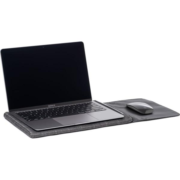 Retrospective_Laptop_Sleeve_14