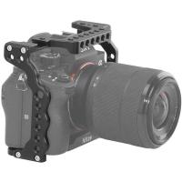 Cage_Sony_A7II__A7III_Series__A9_w__PE06_HDMI_Cable_Clamp__T_1