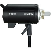 DP600_III_Studio_Flash_4