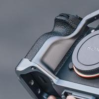 F22_F38_F50_Quick_Release_Basic_Cage_Kit_For_Sony_A7R5_A7M4__4