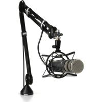 Procaster_Dynamic_Microphone_w__RM2_3