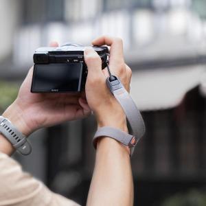 Camera_Wrist_Strap_Air__Grass_Green_